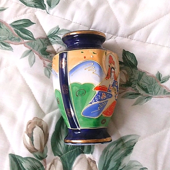 Amazing Japanese handpainted vintage vase in excellent condition (J1) - Picture 6 of 8